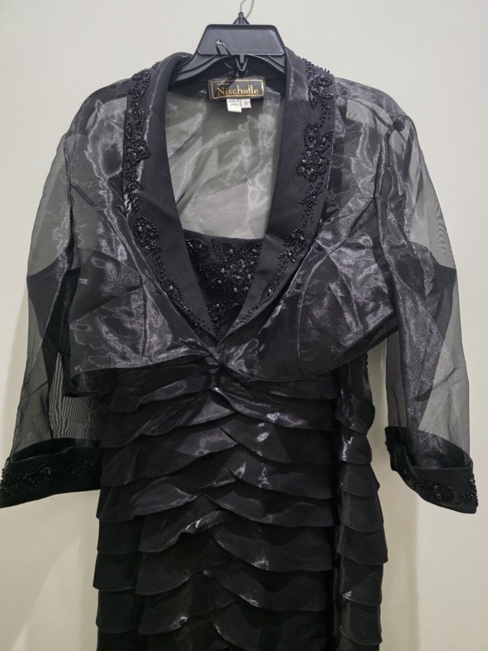 NEW Womens Nischelle Black Beaded 2pc Evening Gown & Shawl Size 18 Ruffle Sheer